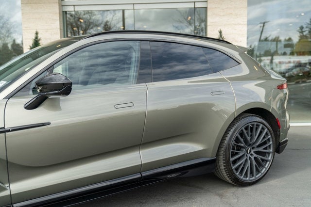 2023 Aston Martin DBX 707