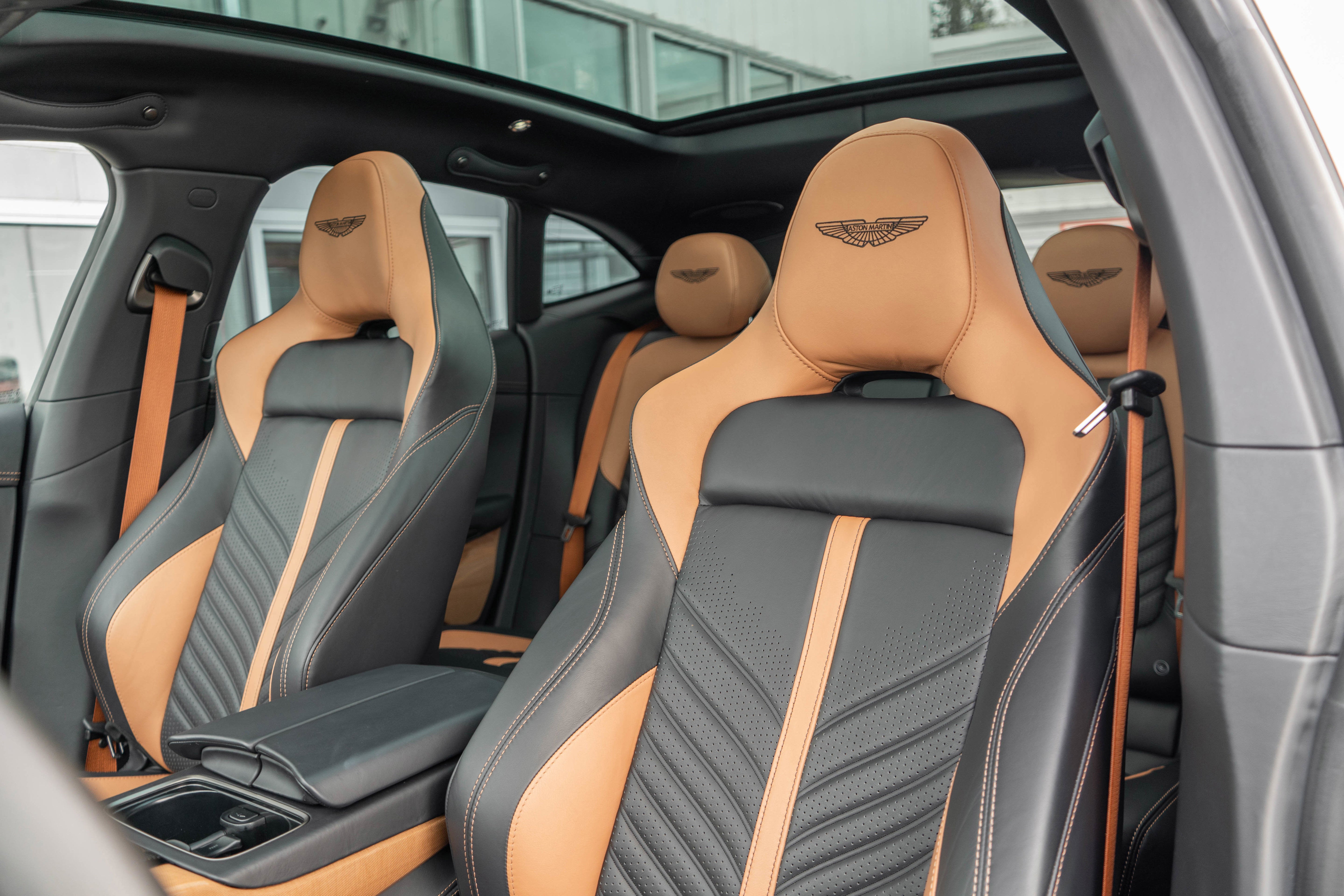 2023 Aston Martin DBX 707