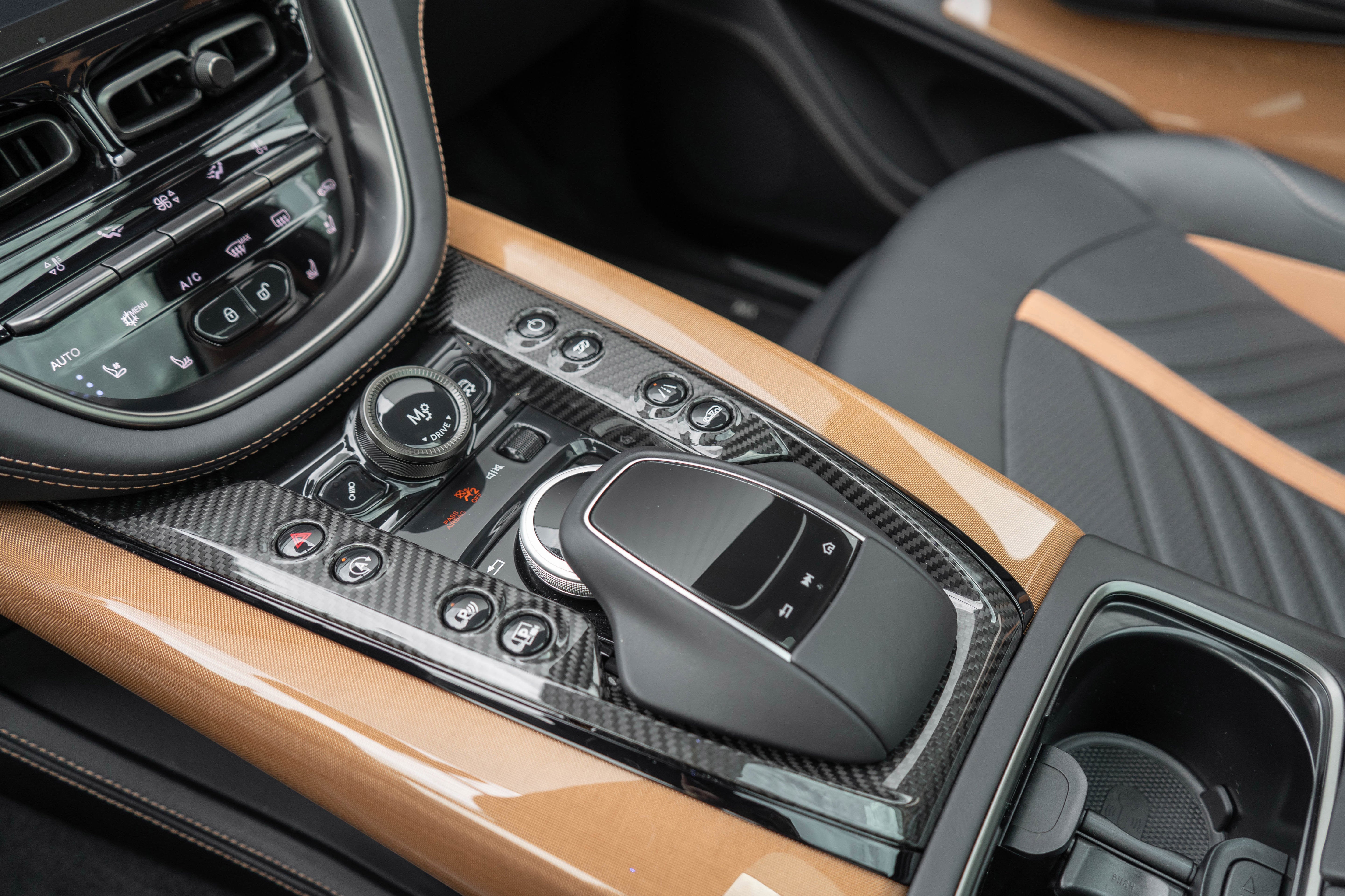 2023 Aston Martin DBX 707