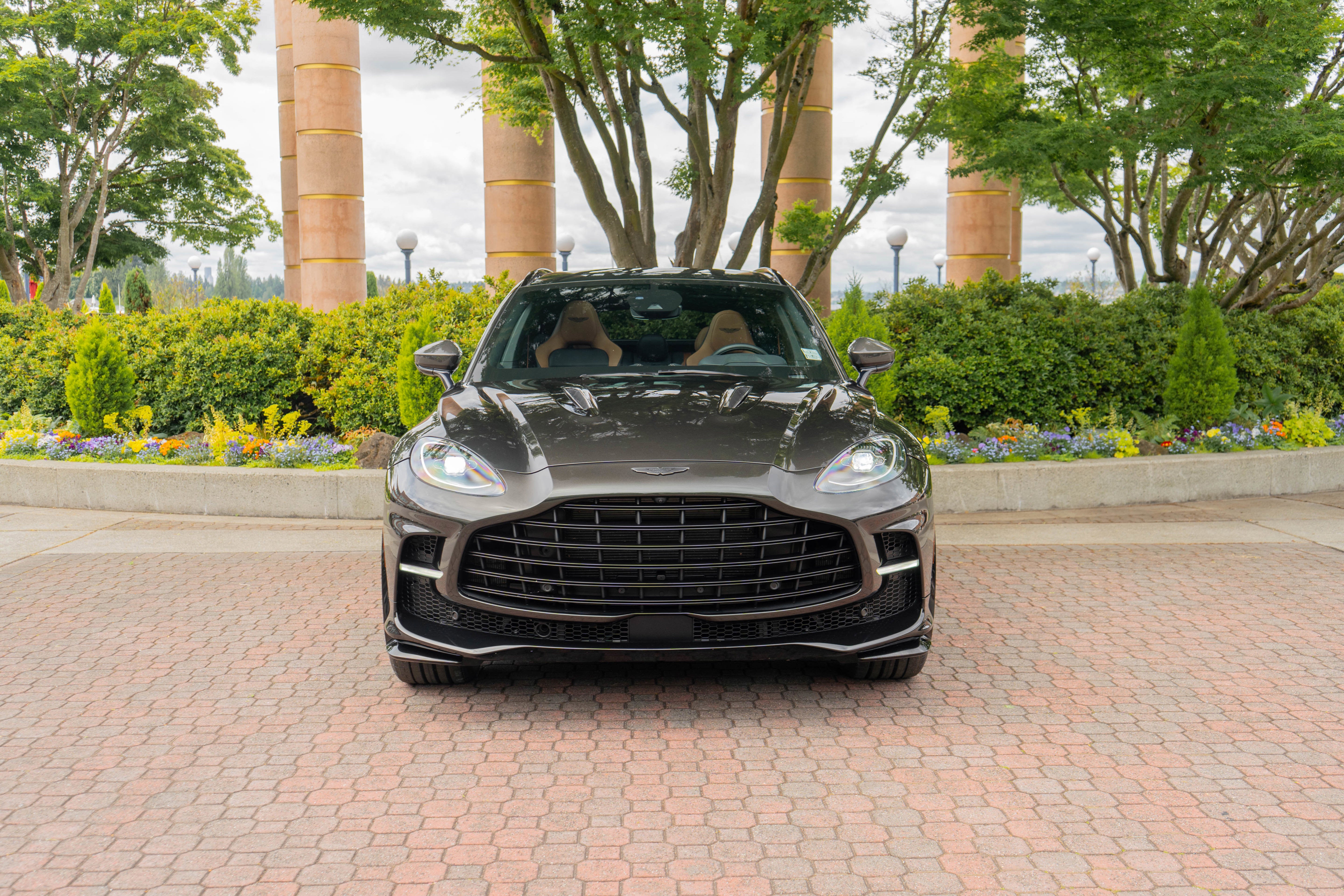 2023 Aston Martin DBX 707
