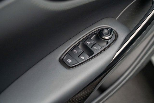 2023 Aston Martin DBX 707