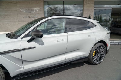 2023 Aston Martin DBX 707