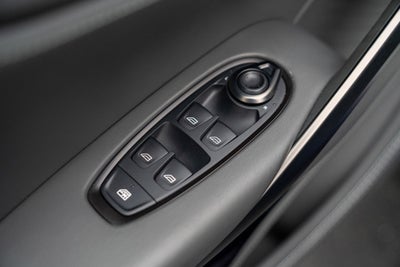 2023 Aston Martin DBX 707