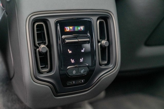 2023 Aston Martin DBX 707