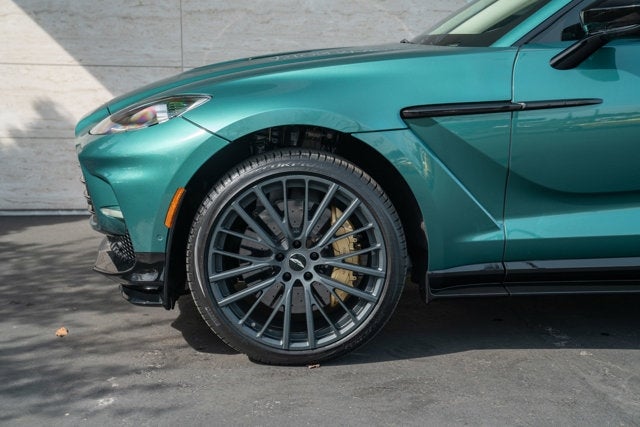 2023 Aston Martin DBX 707