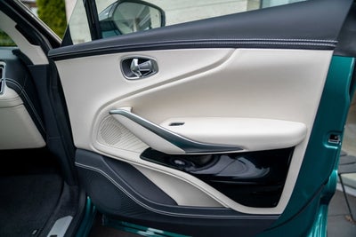 2023 Aston Martin DBX 707