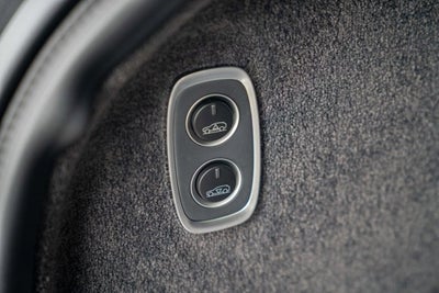 2023 Aston Martin DBX 707