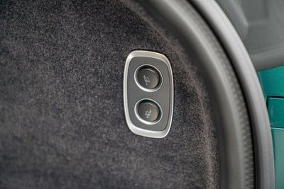 2023 Aston Martin DBX 707