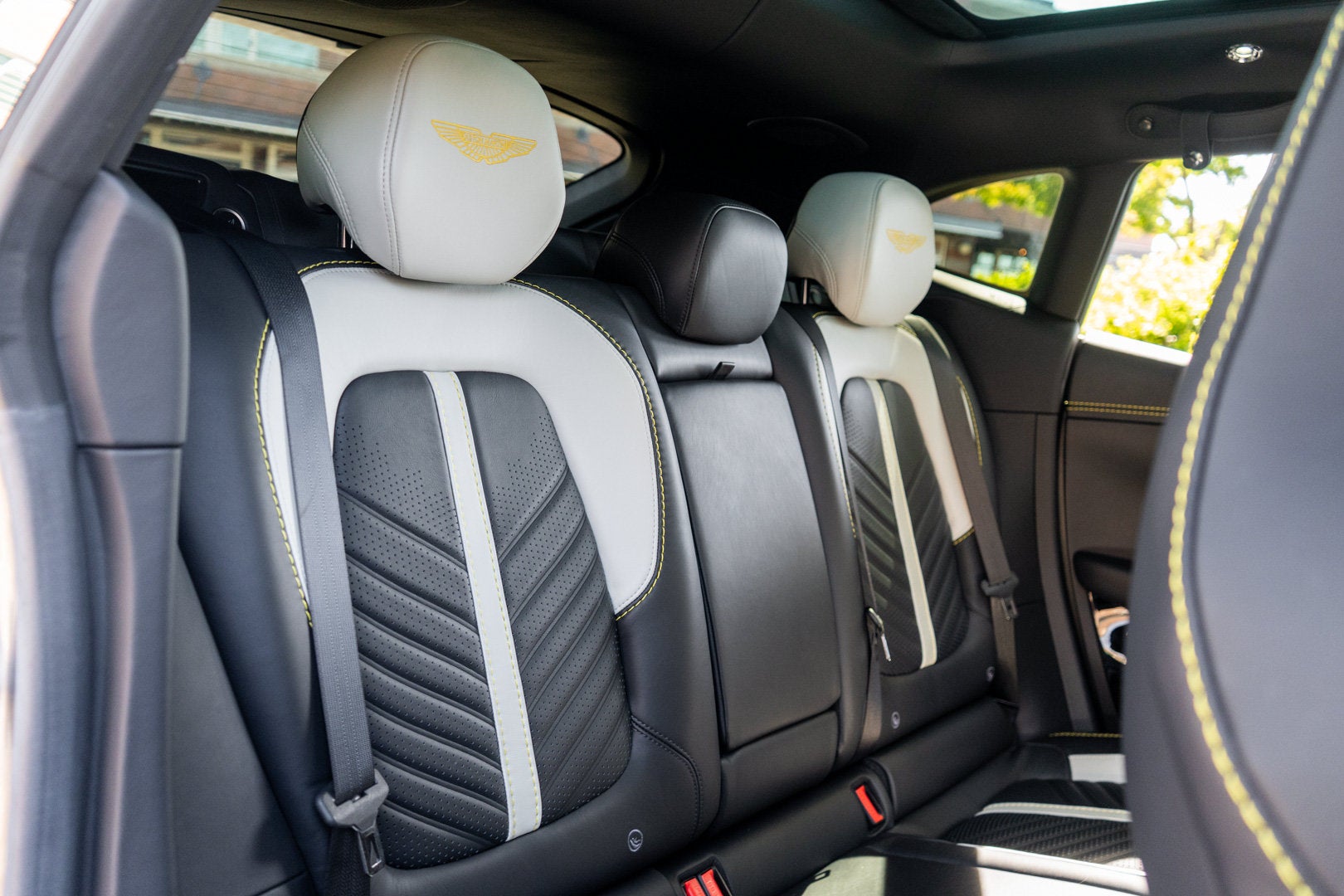 2023 Aston Martin DBX 707