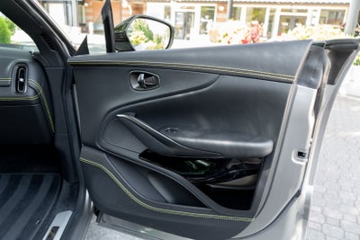 2023 Aston Martin DBX 707