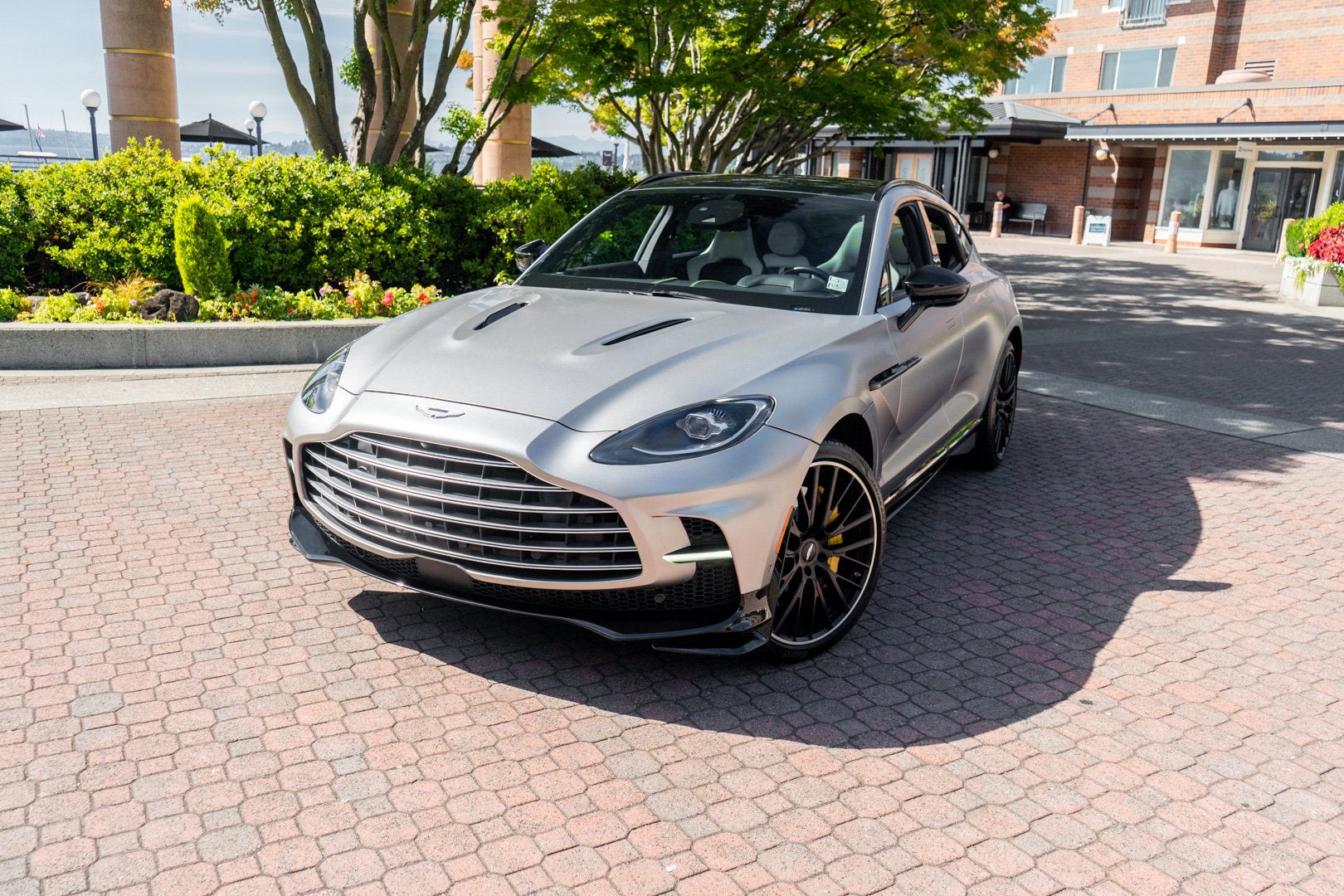 2023 Aston Martin DBX 707