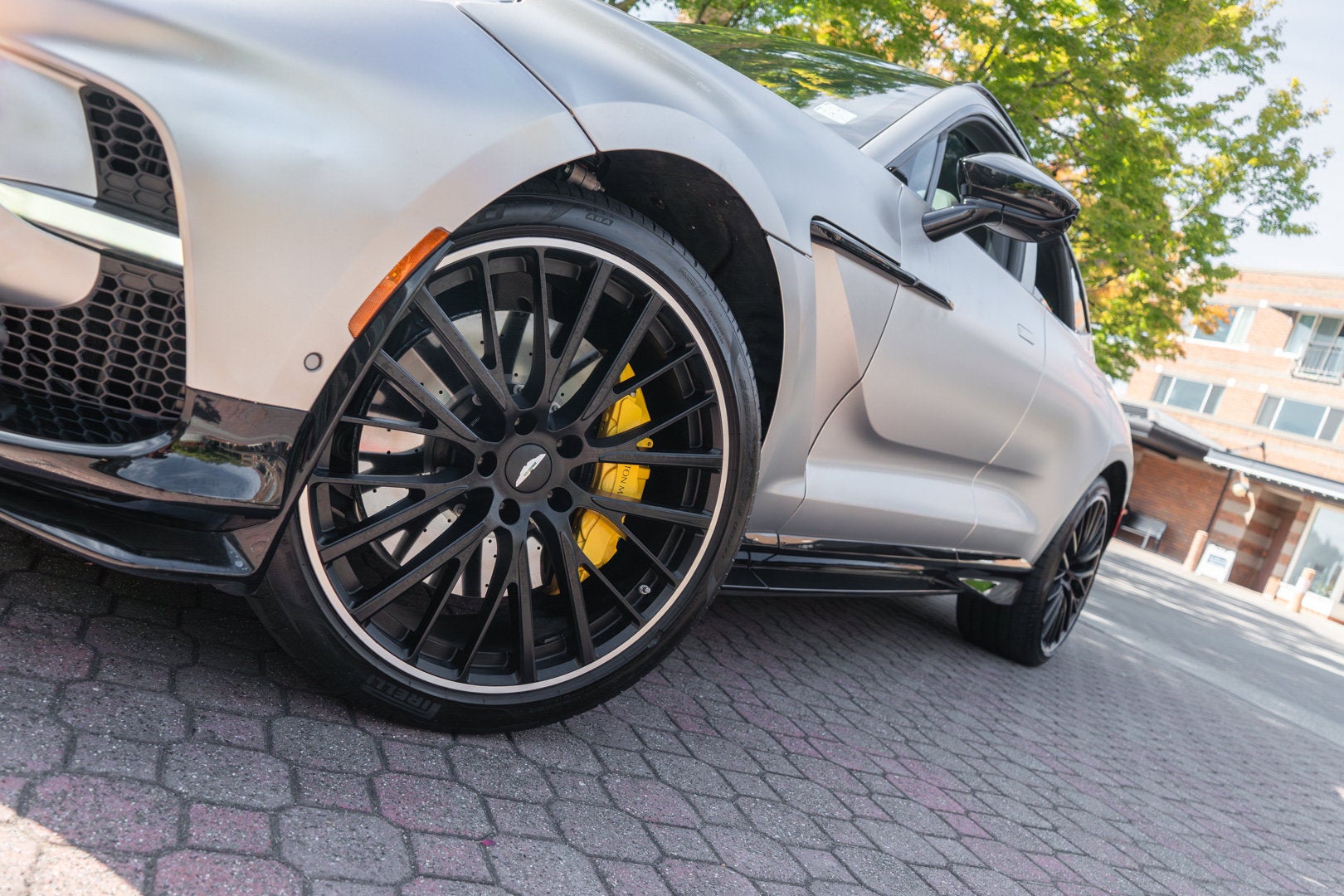 2023 Aston Martin DBX 707