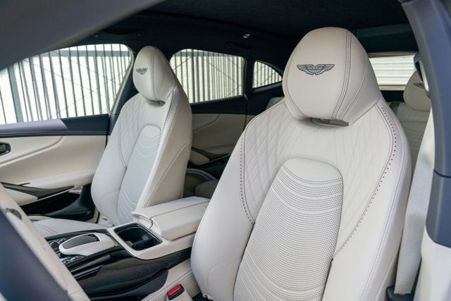 2023 Aston Martin DBX 707