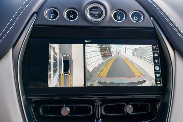 2023 Aston Martin DBX 707