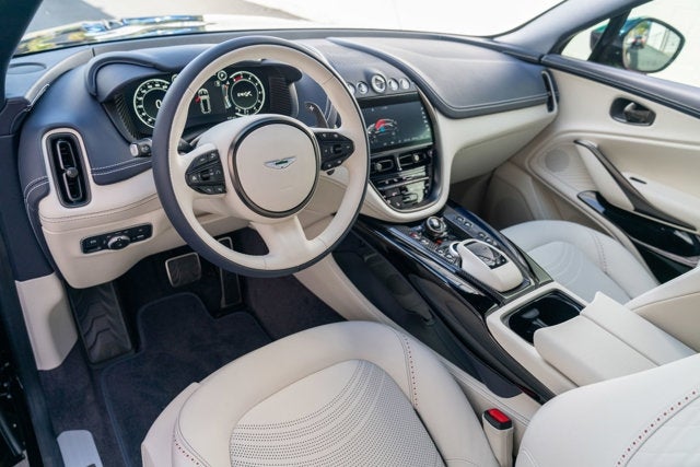 2023 Aston Martin DBX 707