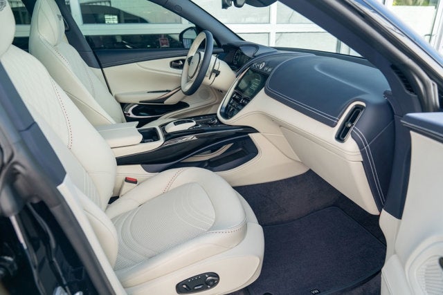 2023 Aston Martin DBX 707