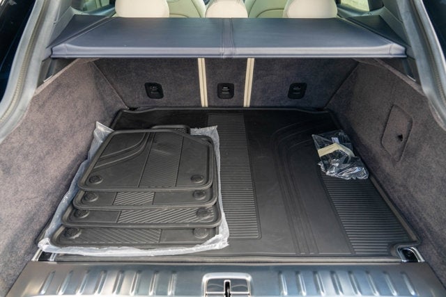 2023 Aston Martin DBX 707