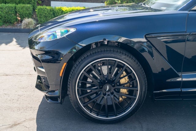 2023 Aston Martin DBX 707