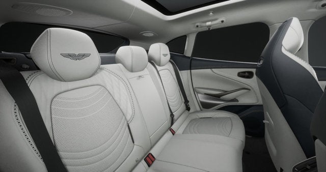 2023 Aston Martin DBX 707