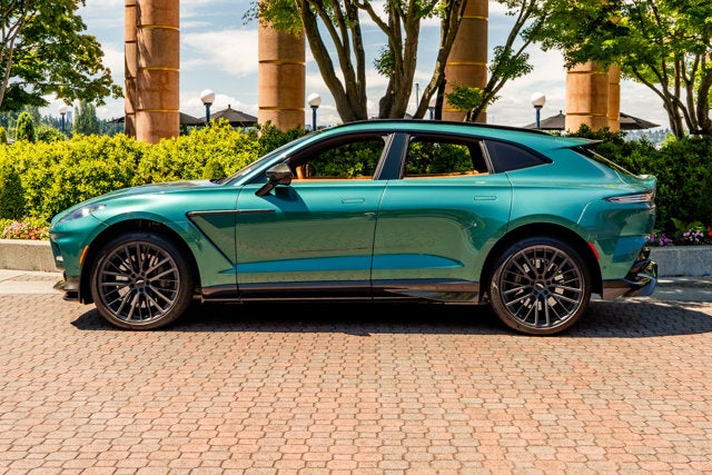 2023 Aston Martin DBX 707