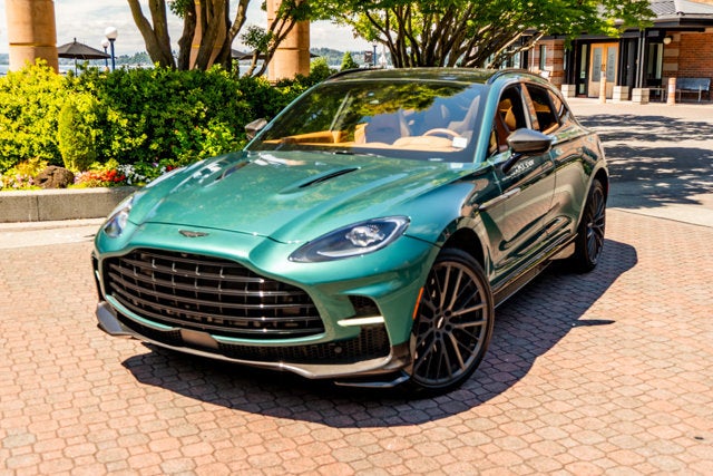 2023 Aston Martin DBX 707