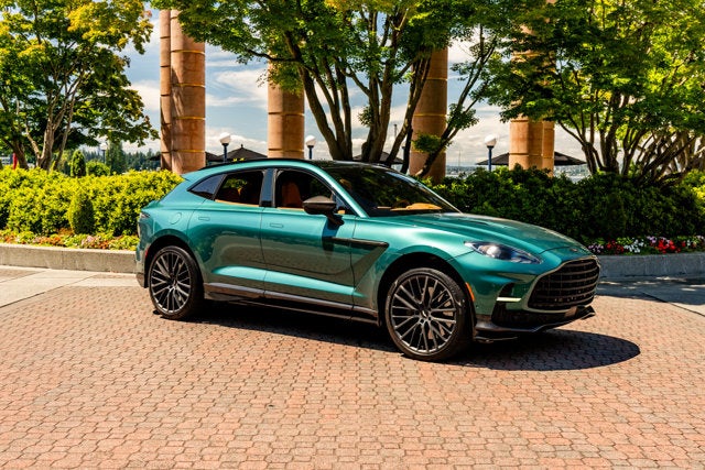 2023 Aston Martin DBX 707