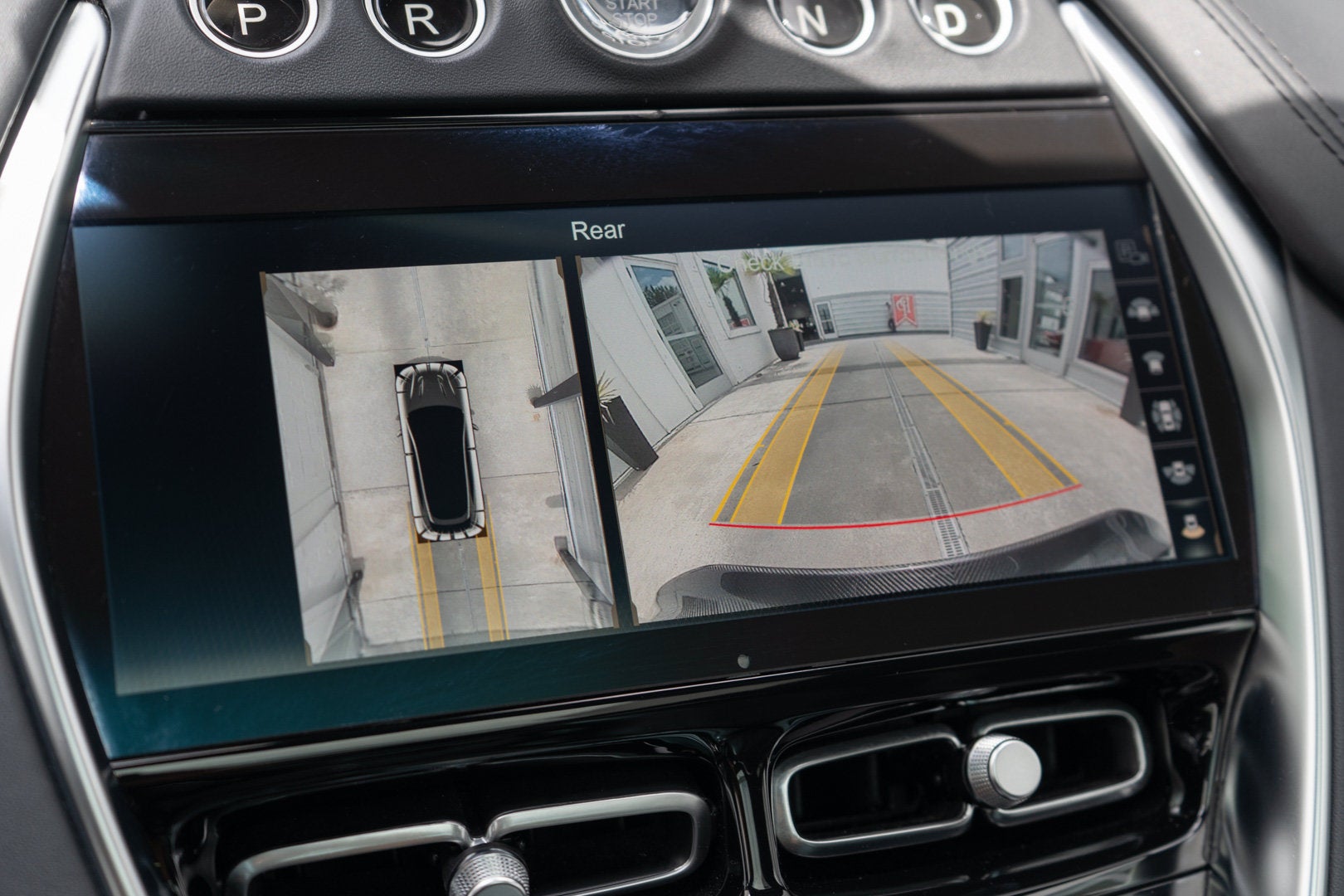 2023 Aston Martin DBX 707