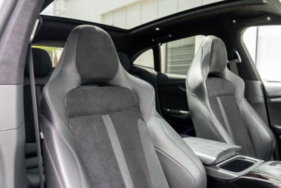2023 Aston Martin DBX 707