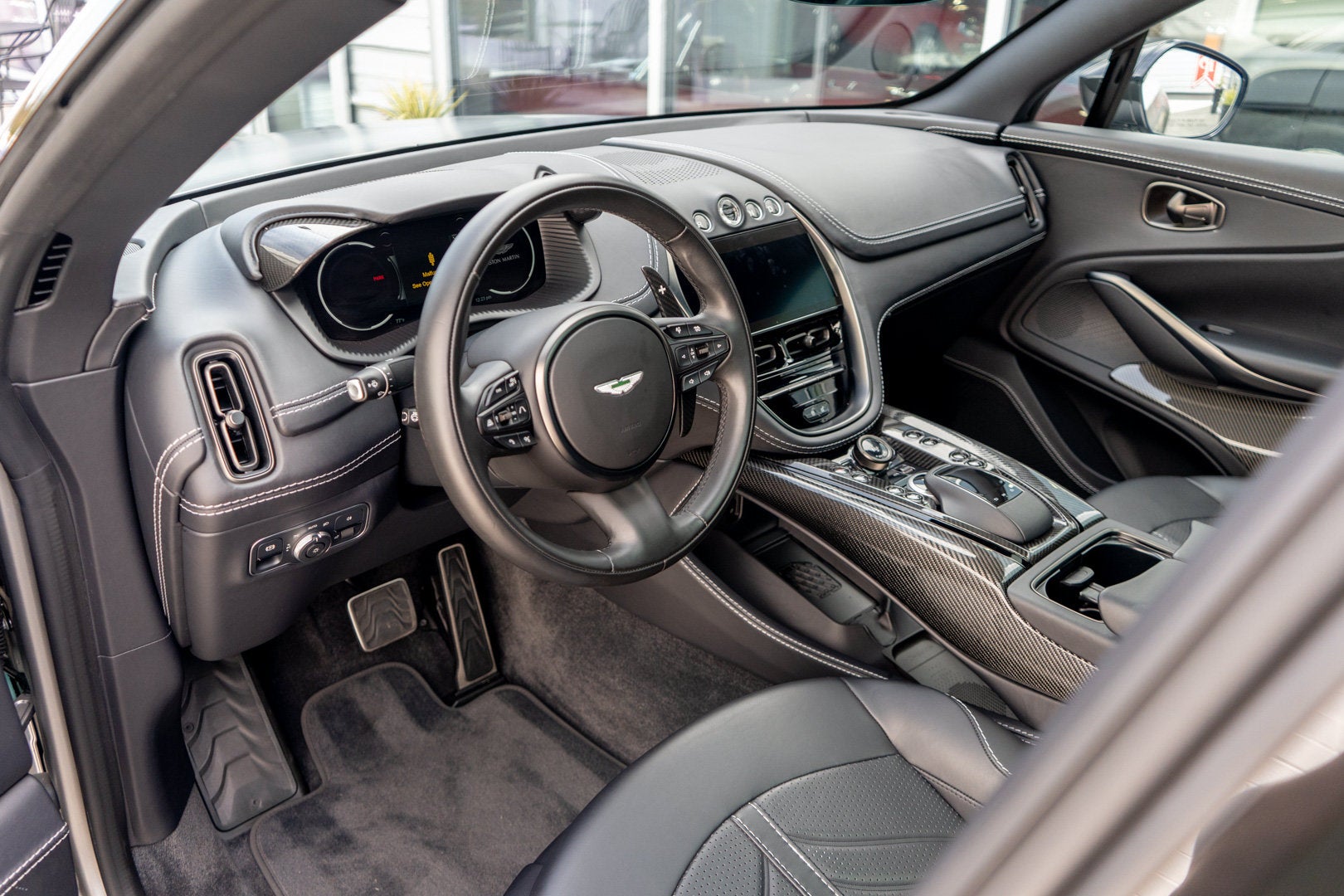 2023 Aston Martin DBX 707