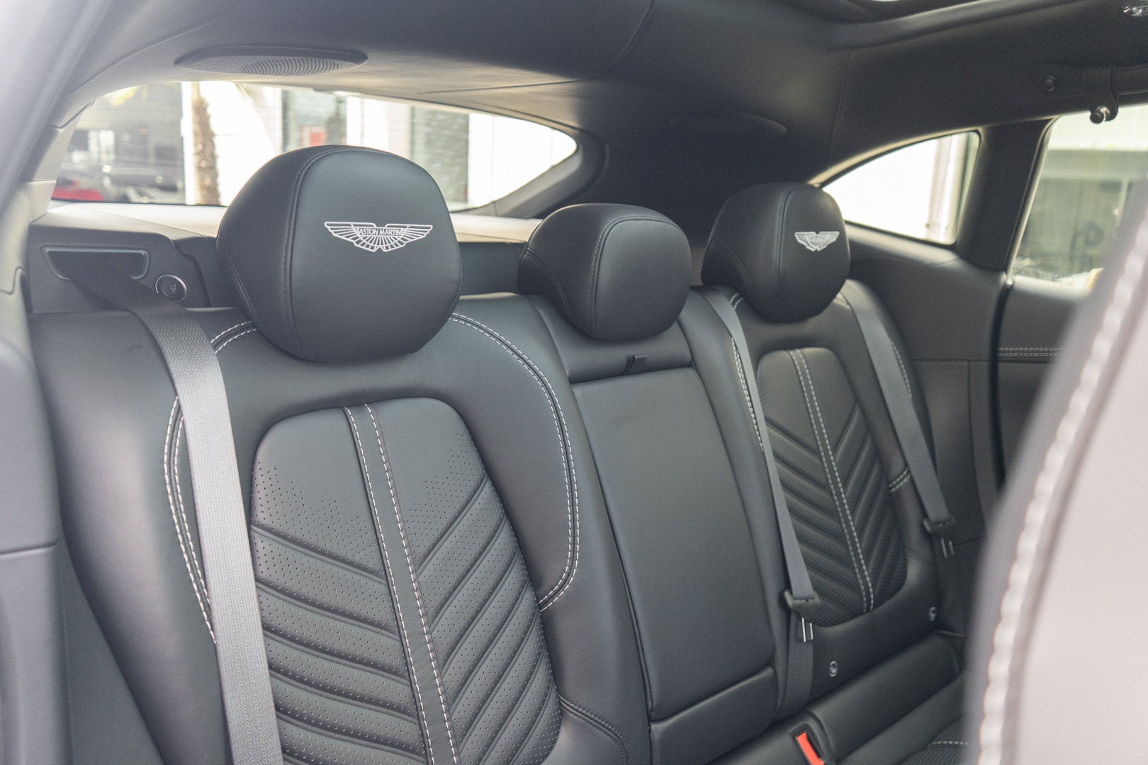 2023 Aston Martin DBX 707