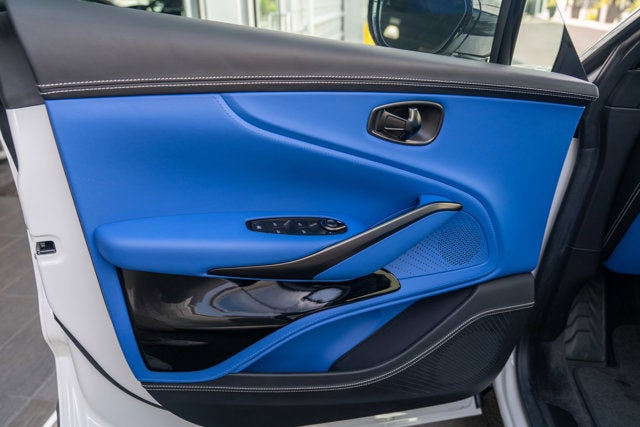 2024 Aston Martin DBX 707