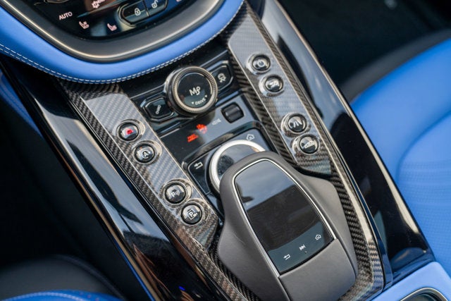 2024 Aston Martin DBX 707