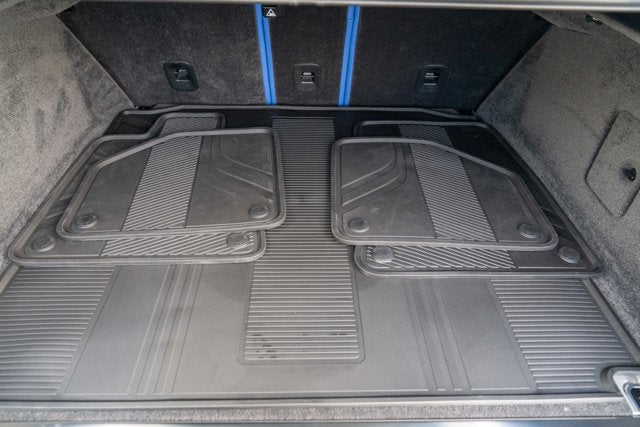 2024 Aston Martin DBX 707