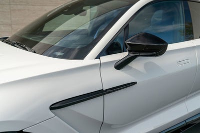 2024 Aston Martin DBX 707
