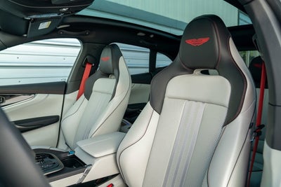 2025 Aston Martin DBX 707