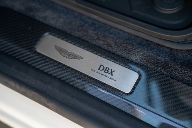 2025 Aston Martin DBX 707