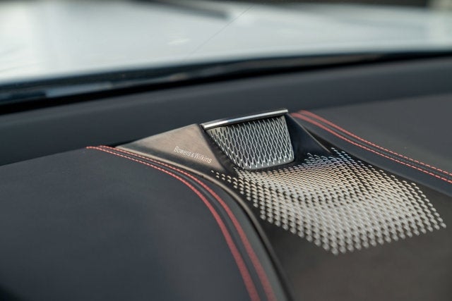 2025 Aston Martin DBX 707