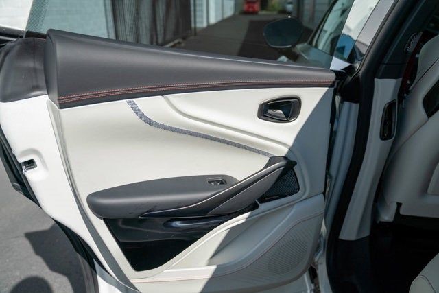 2025 Aston Martin DBX 707