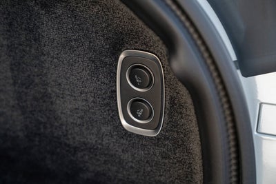 2025 Aston Martin DBX 707