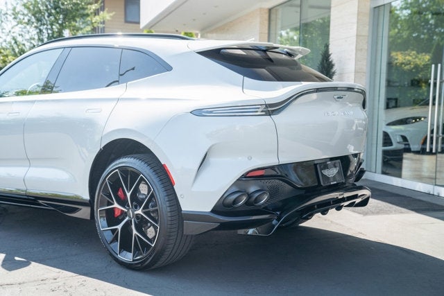 2025 Aston Martin DBX 707