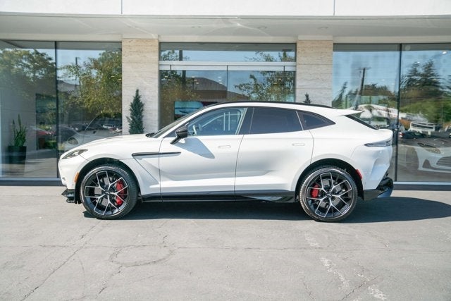 2025 Aston Martin DBX 707