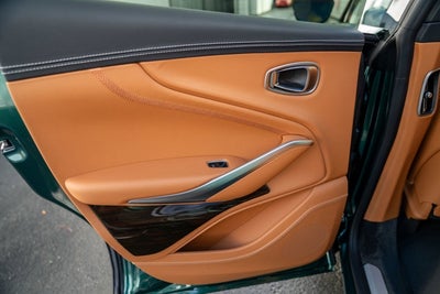 2025 Aston Martin DBX 707