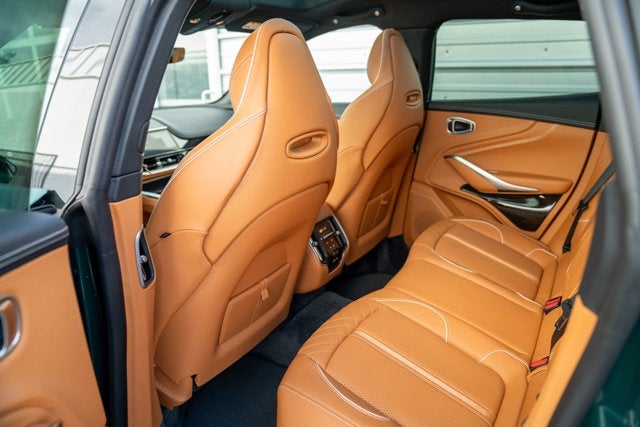 2025 Aston Martin DBX 707
