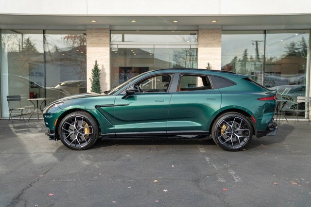 2025 Aston Martin DBX 707