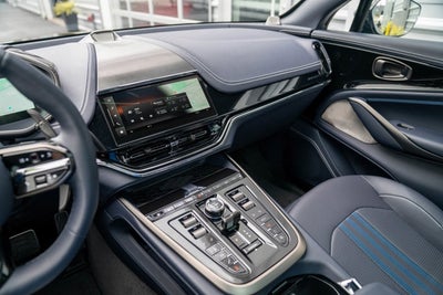 2025 Aston Martin DBX 707