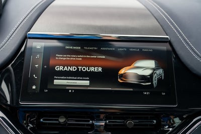 2025 Aston Martin DBX 707