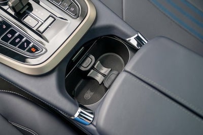 2025 Aston Martin DBX 707