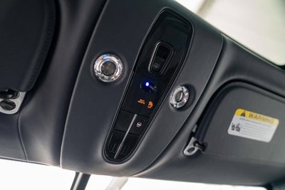 2025 Aston Martin DBX 707