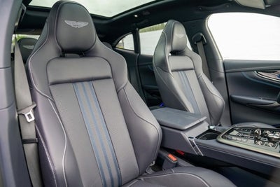 2025 Aston Martin DBX 707