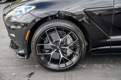 2025 Aston Martin DBX 707